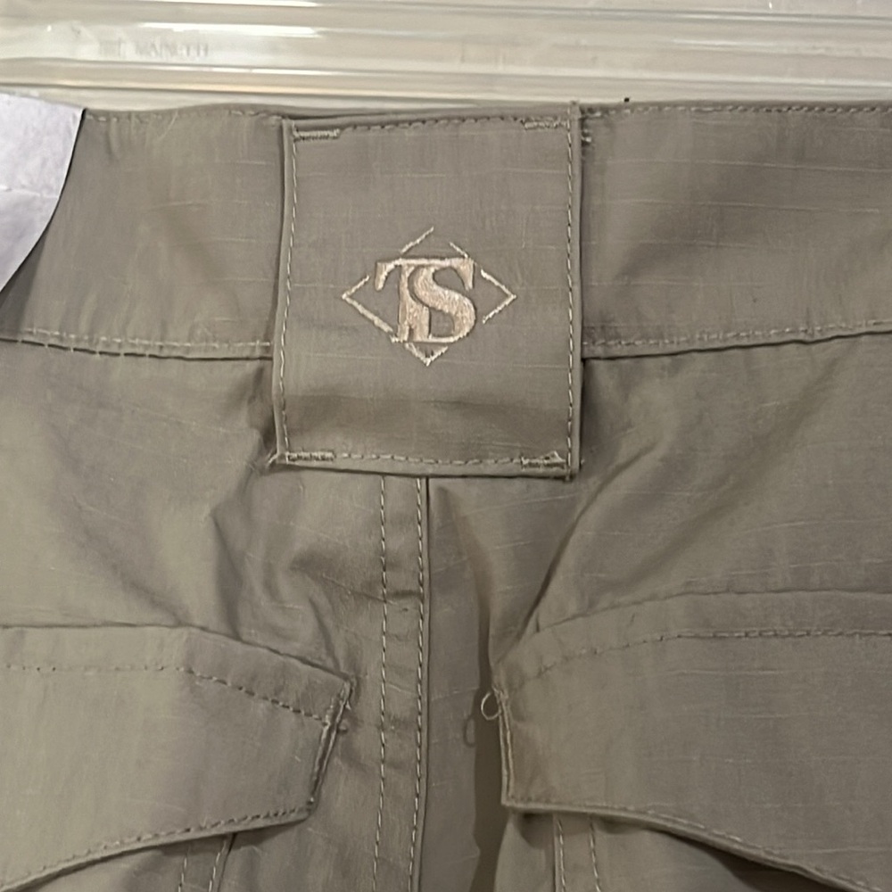 NWT . TRU SPEC 24-7 TACTICAL SERIES  …. 237 - Picture 9 of 13
